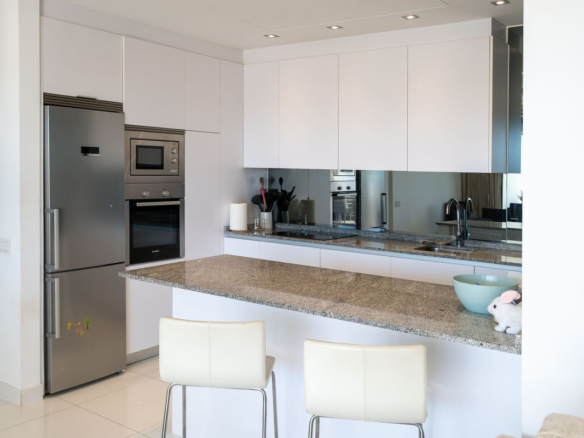 Apartment for sale in Benahavís