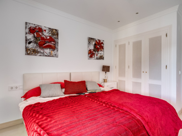 Apartment for sale in Benahavís