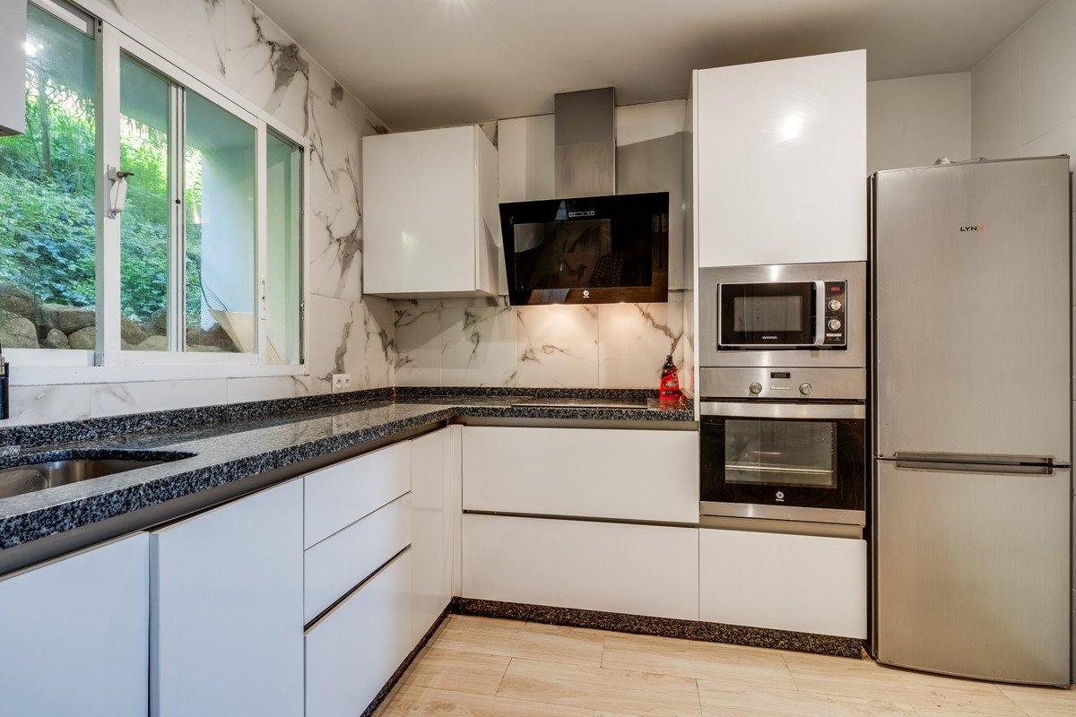 Apartment for sale in Benahavís