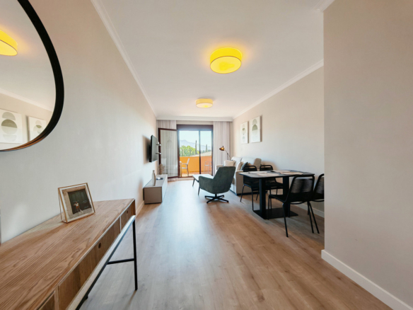 Apartment for sale in Benahavís