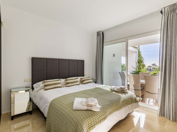 Apartment for sale in Benahavís