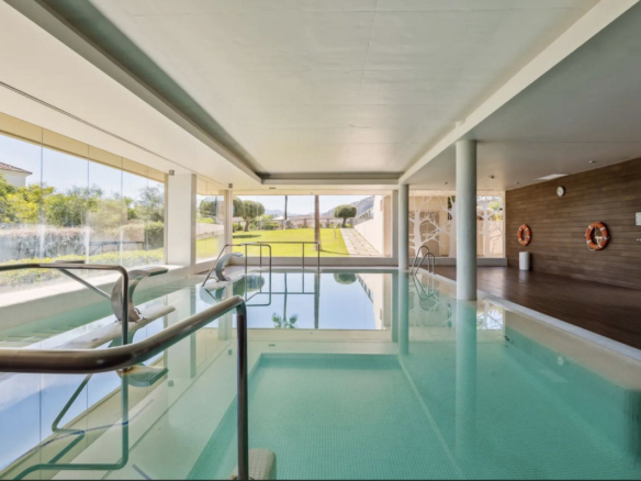 Apartment for sale in Benahavís