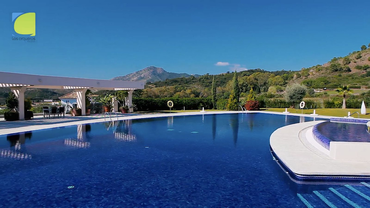 Apartment for sale in Benahavís