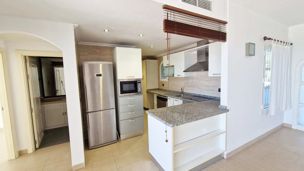 Apartment for sale in Benalmadena