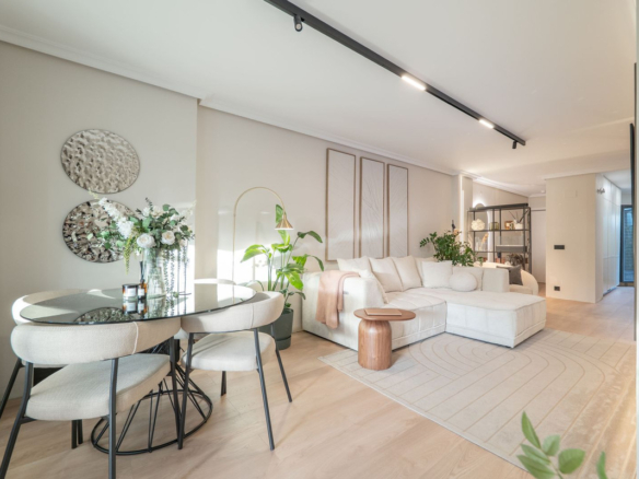 Apartment for sale in Estepona