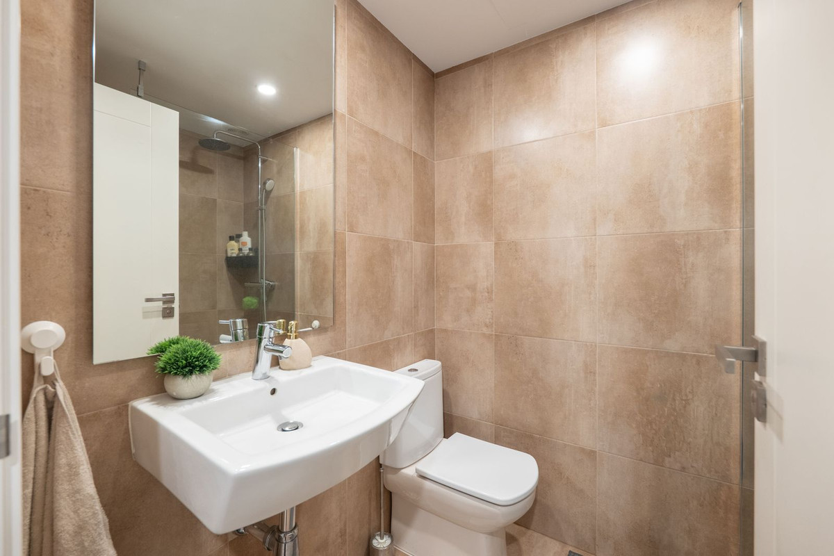 Apartment for sale in Estepona