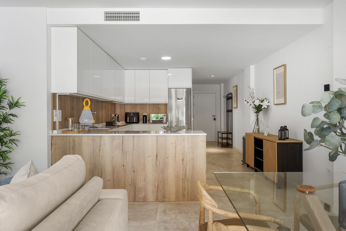 Apartment for sale in Estepona