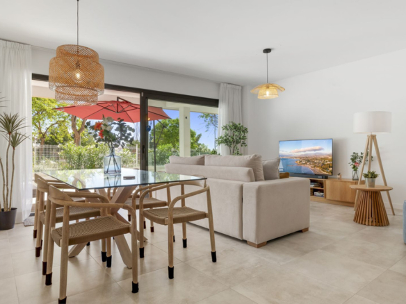 Apartment for sale in Estepona