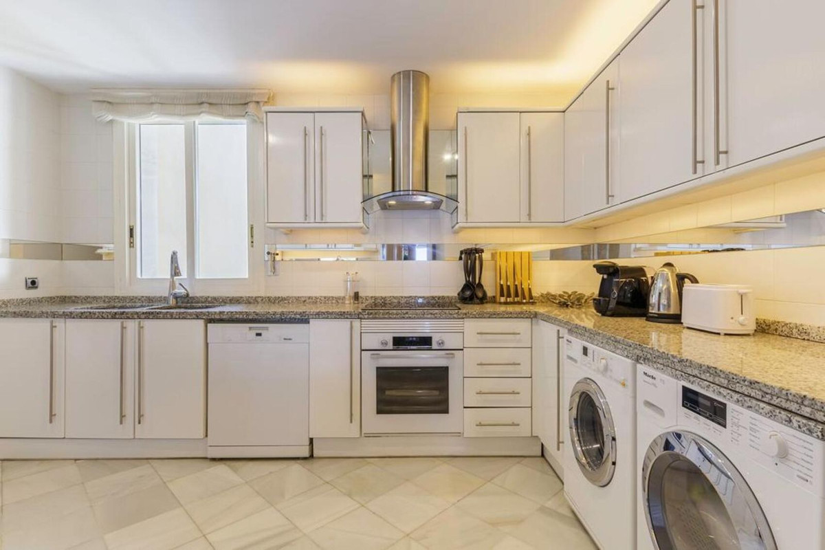 Apartment for sale in Marbella