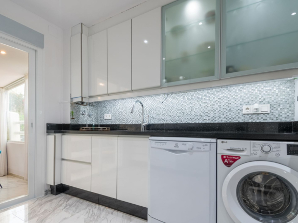 Apartment for sale in Marbella