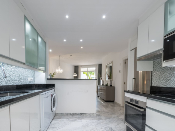 Apartment for sale in Marbella