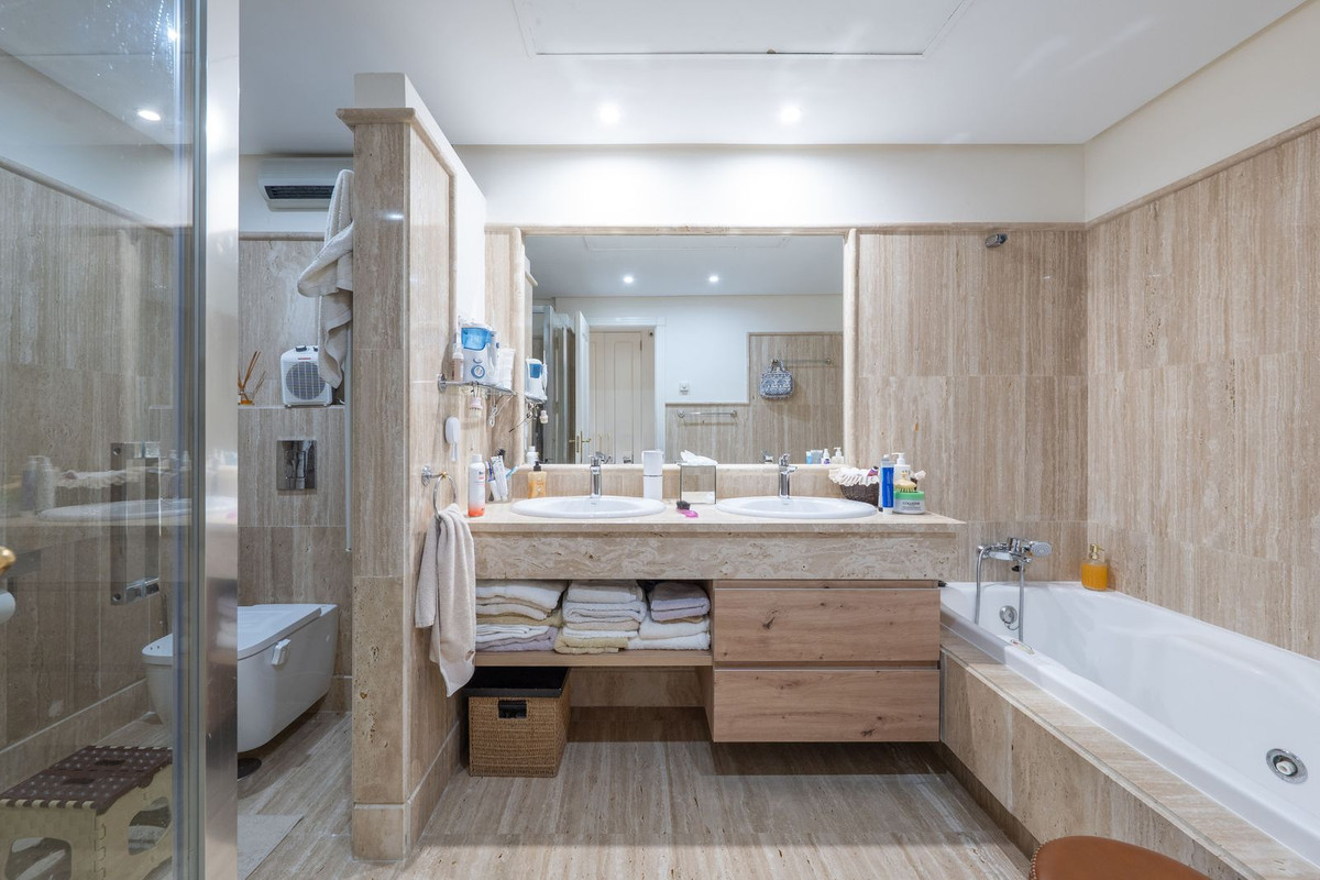 Apartment for sale in Marbella