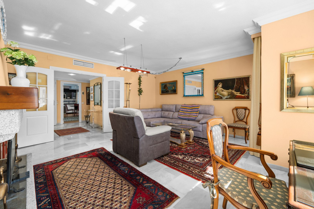 Apartment for sale in Mijas