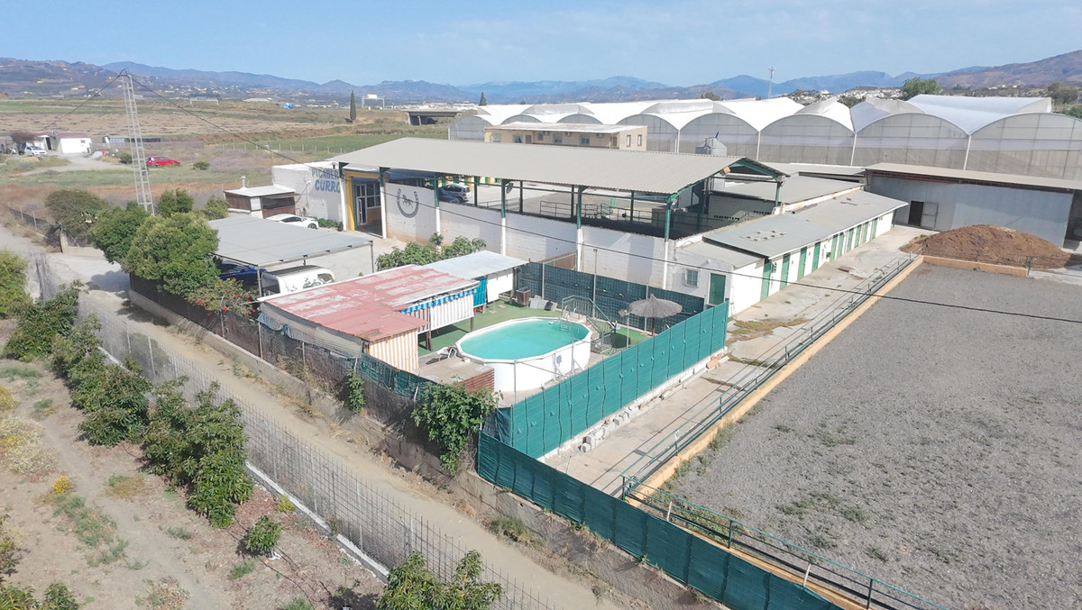 Finca-in-Malaga-Ref-R5253754 Finca for sale in Málaga