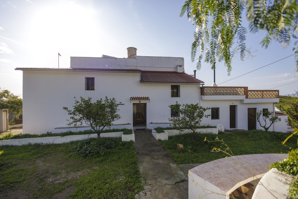 Finca for sale in Pizarra