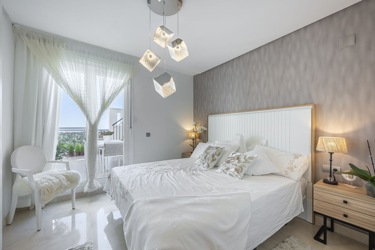 Penthouse for sale in Benahavís