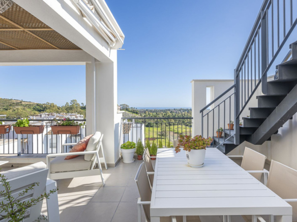 Penthouse for sale in Benahavís