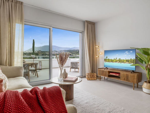 Penthouse for sale in Estepona