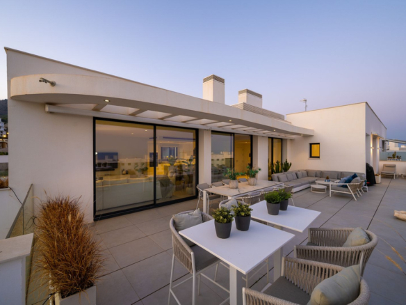 Penthouse for sale in Fuengirola