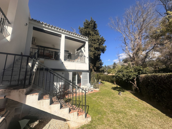 Townhouse for sale in Marbella