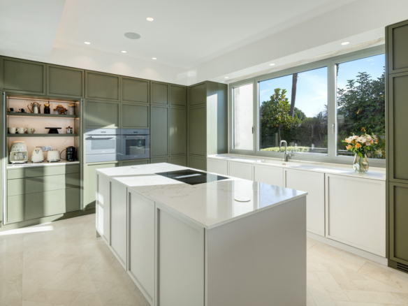 Villa for sale in Benahavís