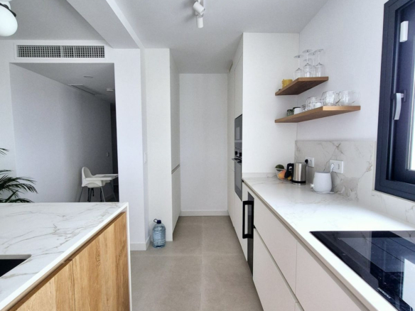 Villa for sale in Benalmadena