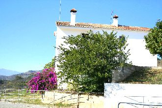 Villa for sale in Coín