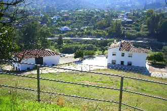 Villa for sale in Coín