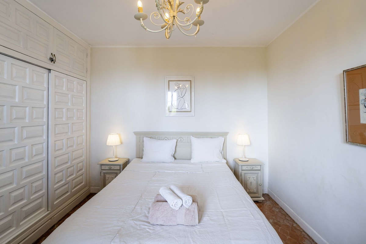 Villa for sale in Fuengirola