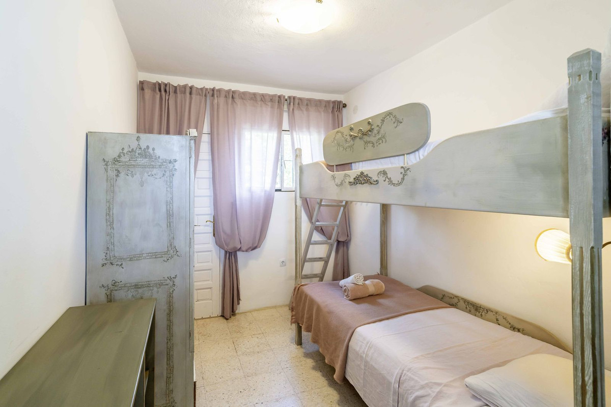 Villa for sale in Fuengirola