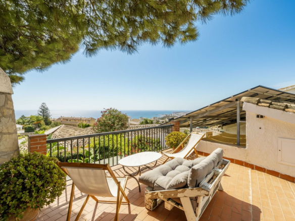 Villa for sale in Fuengirola