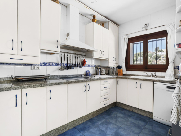 Villa for sale in Málaga