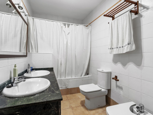 Villa for sale in Málaga