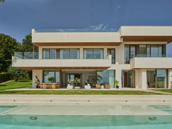 Villa for sale in Málaga