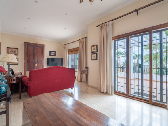 Villa for sale in Málaga