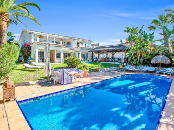 Villa for sale in Marbella
