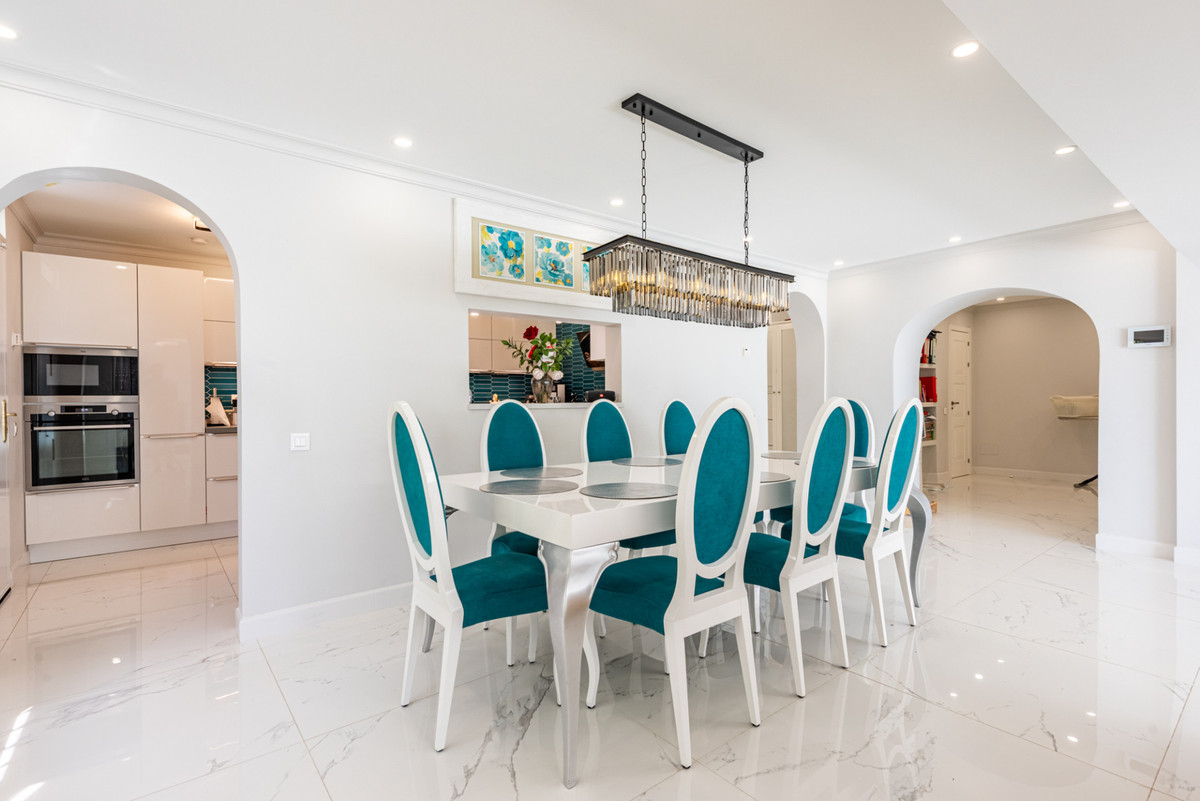 Villa for sale in Marbella