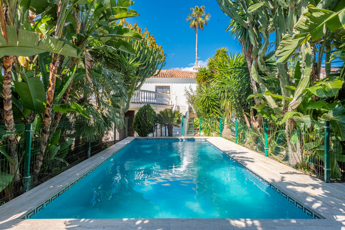 Villa for sale in Marbella