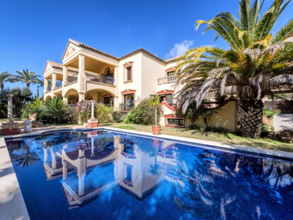 Villa for sale in Marbella