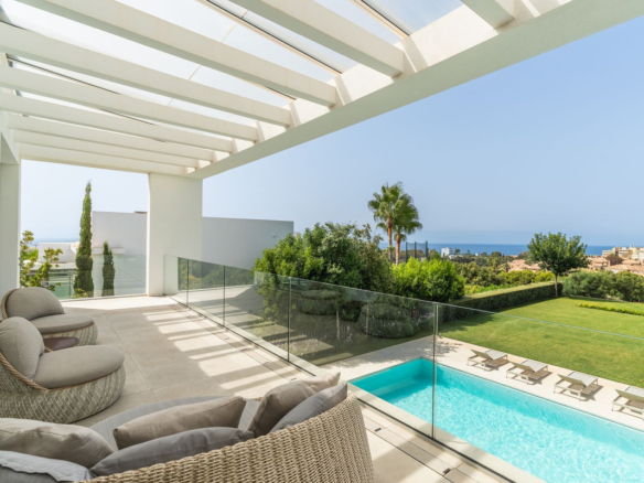 Villa for sale in Marbella