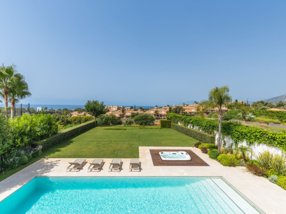 Villa for sale in Marbella