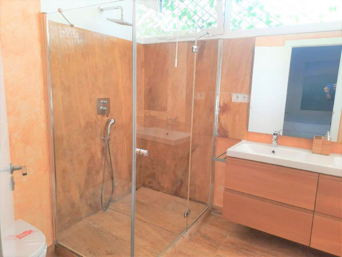 Villa for sale in Mijas