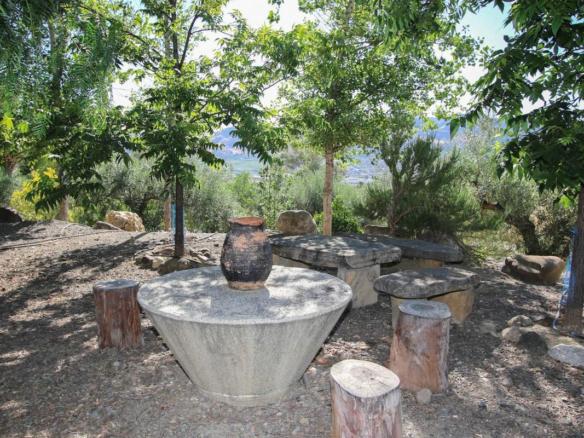 Villa for sale in Pizarra