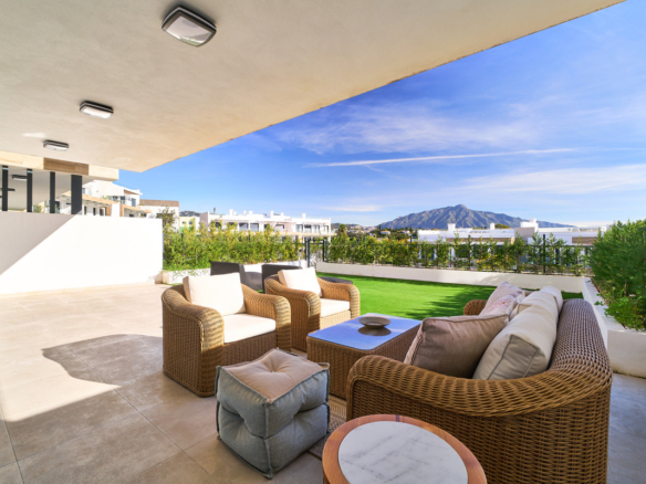 New Apartment for sale in Estepona
