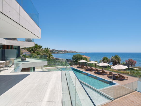 New Apartment for sale in Estepona