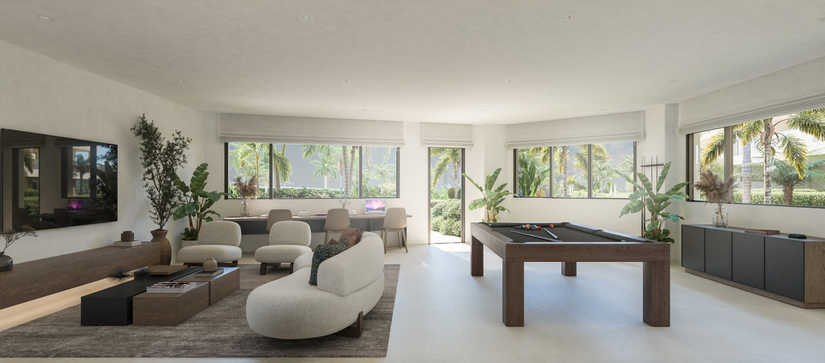 New Penthouse for sale in Estepona