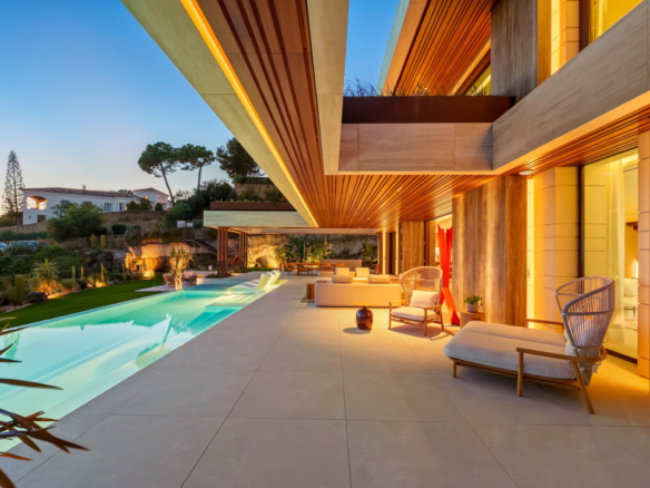 New Villa for sale in Benahavís