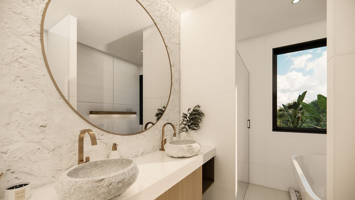 New Villa for sale in Benalmadena