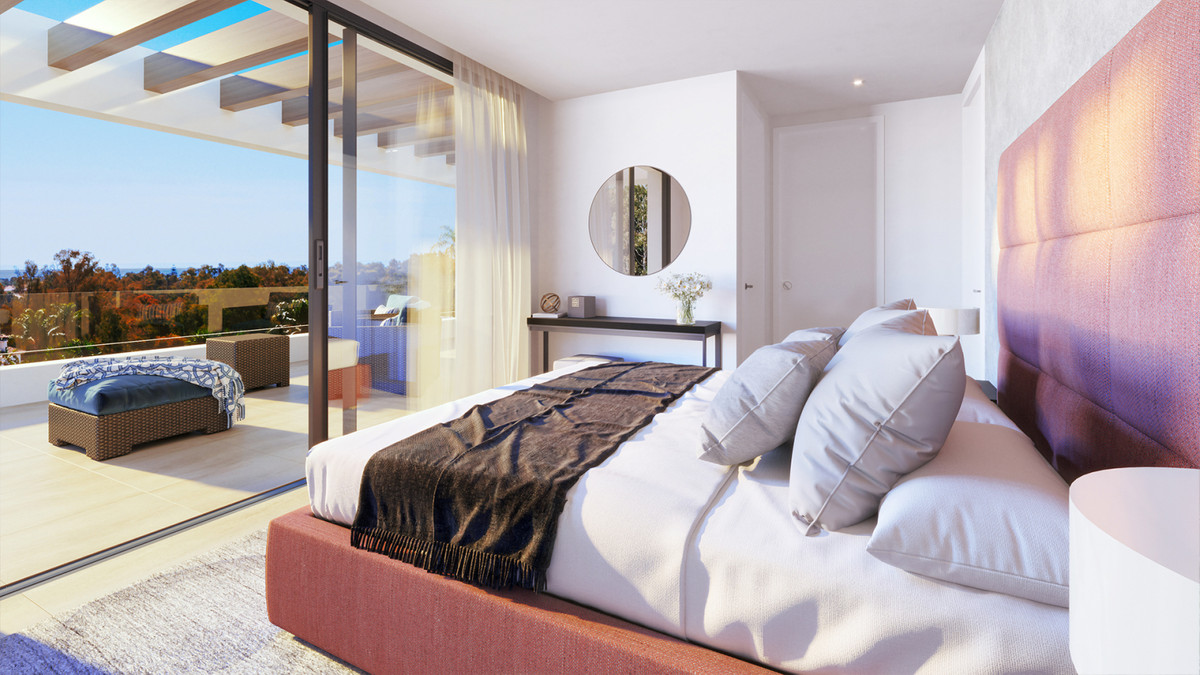 New Villa for sale in Estepona