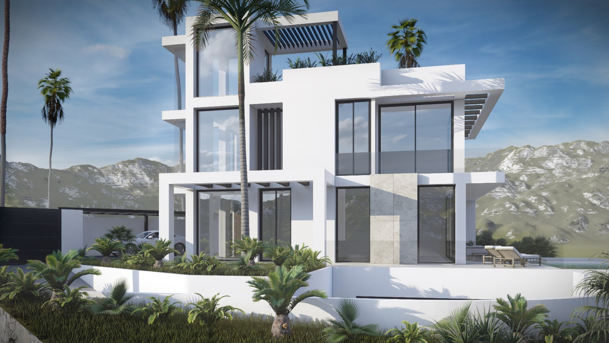 New Villa for sale in Estepona